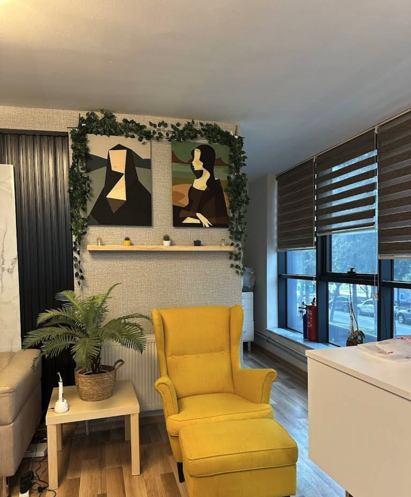 Sancaktepe kliniğinin bekleme alanı